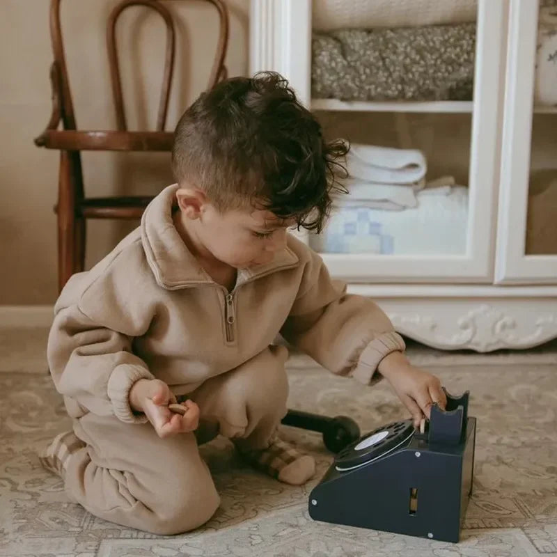 Cozy Winter Fleece Set — Warm Sweatshirt + Pants