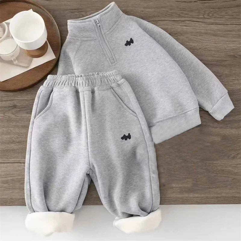 Kids Thermal Fleece Set – Warm Sweatshirt & Pants (2-Piece)